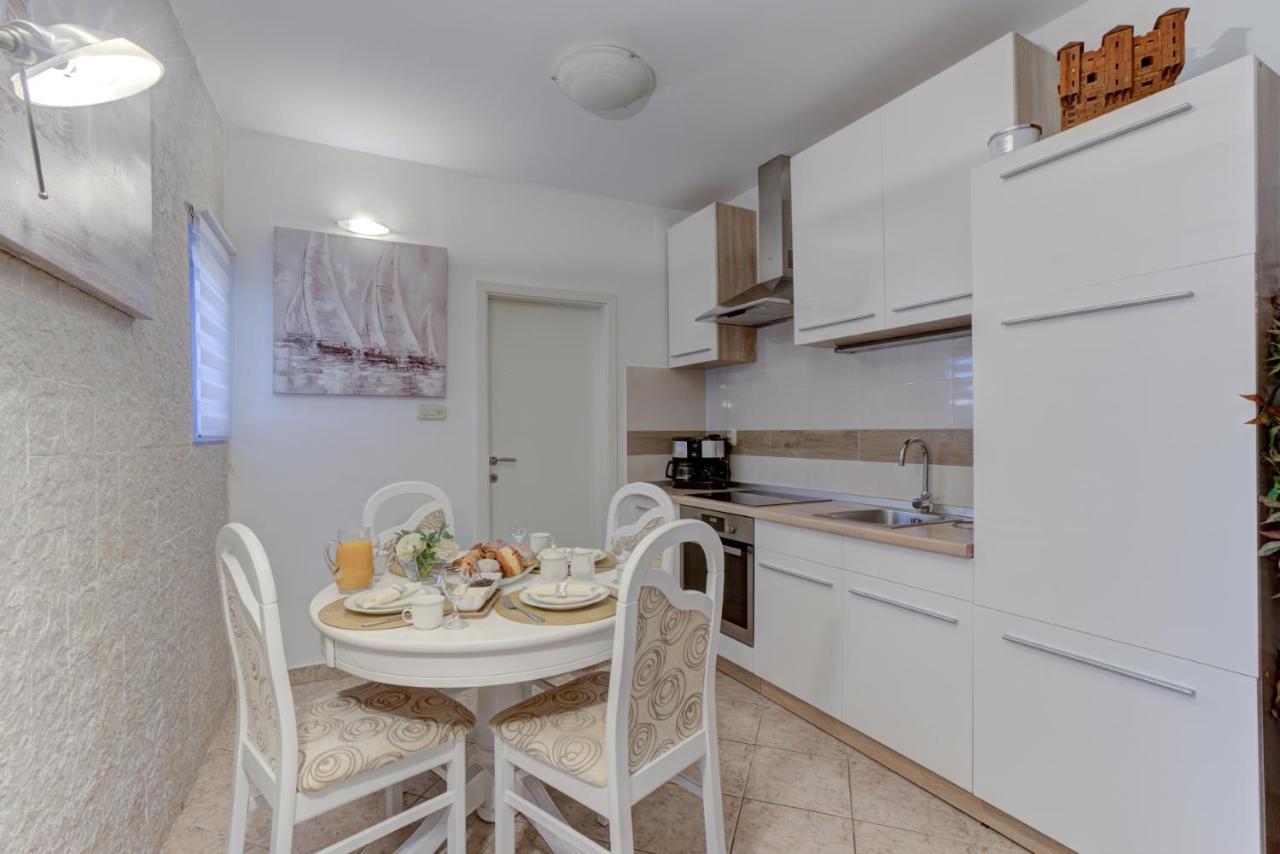 Apartments Matia Senj  Exterior foto