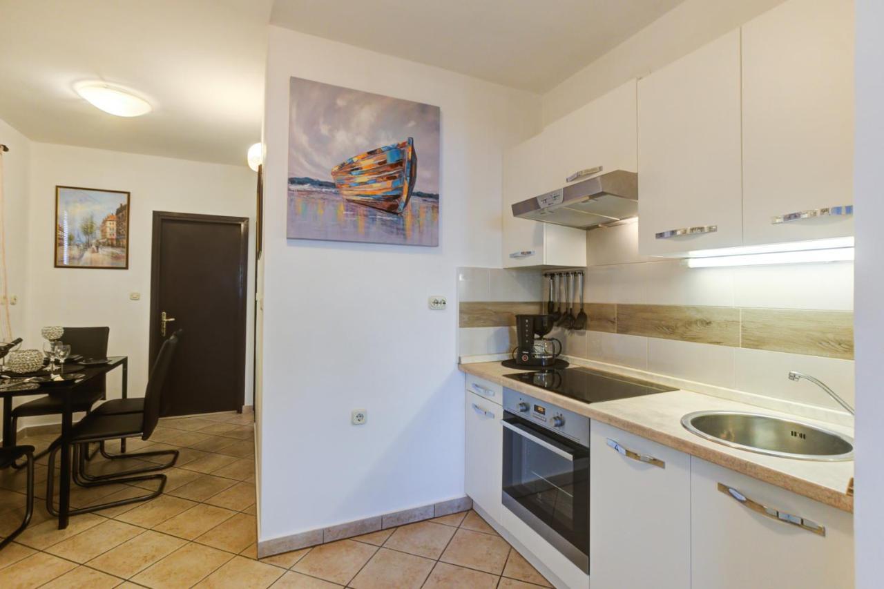 Apartments Matia Senj  Exterior foto