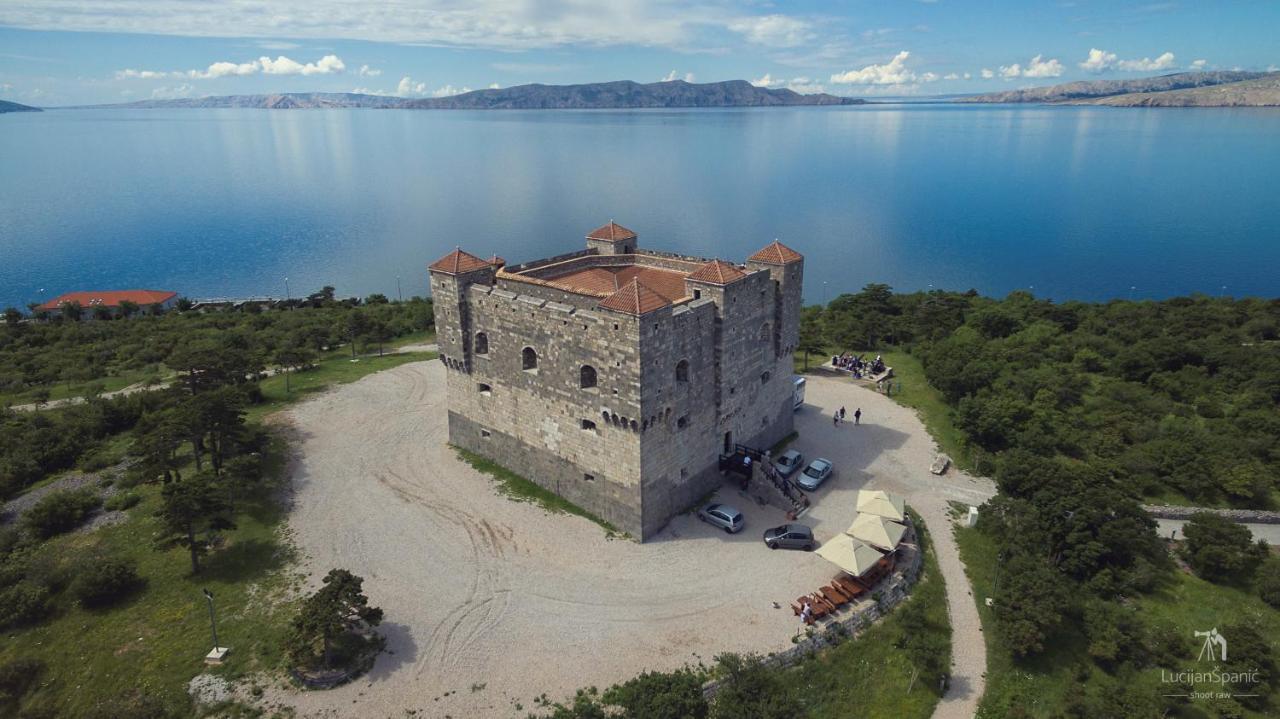 Apartments Matia Senj  Exterior foto