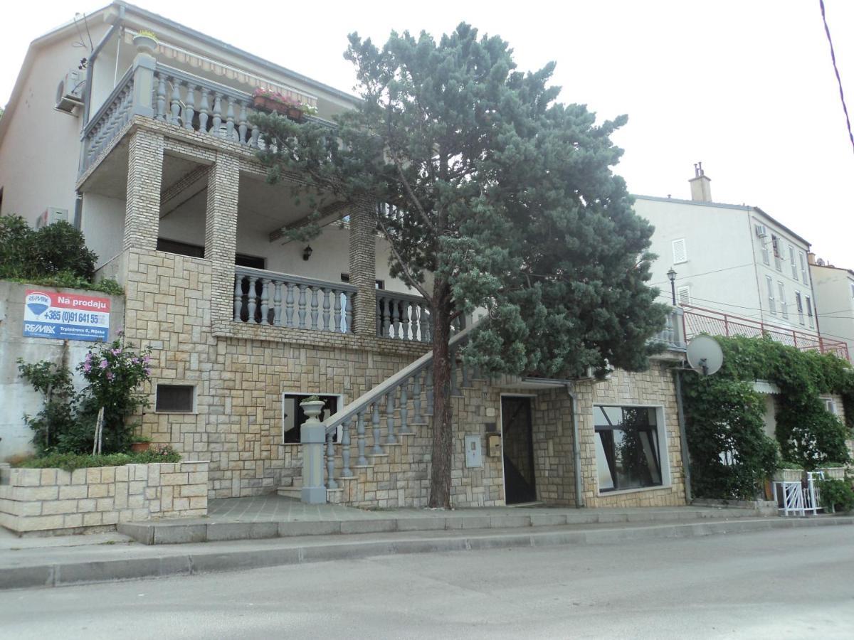 Apartments Matia Senj  Exterior foto